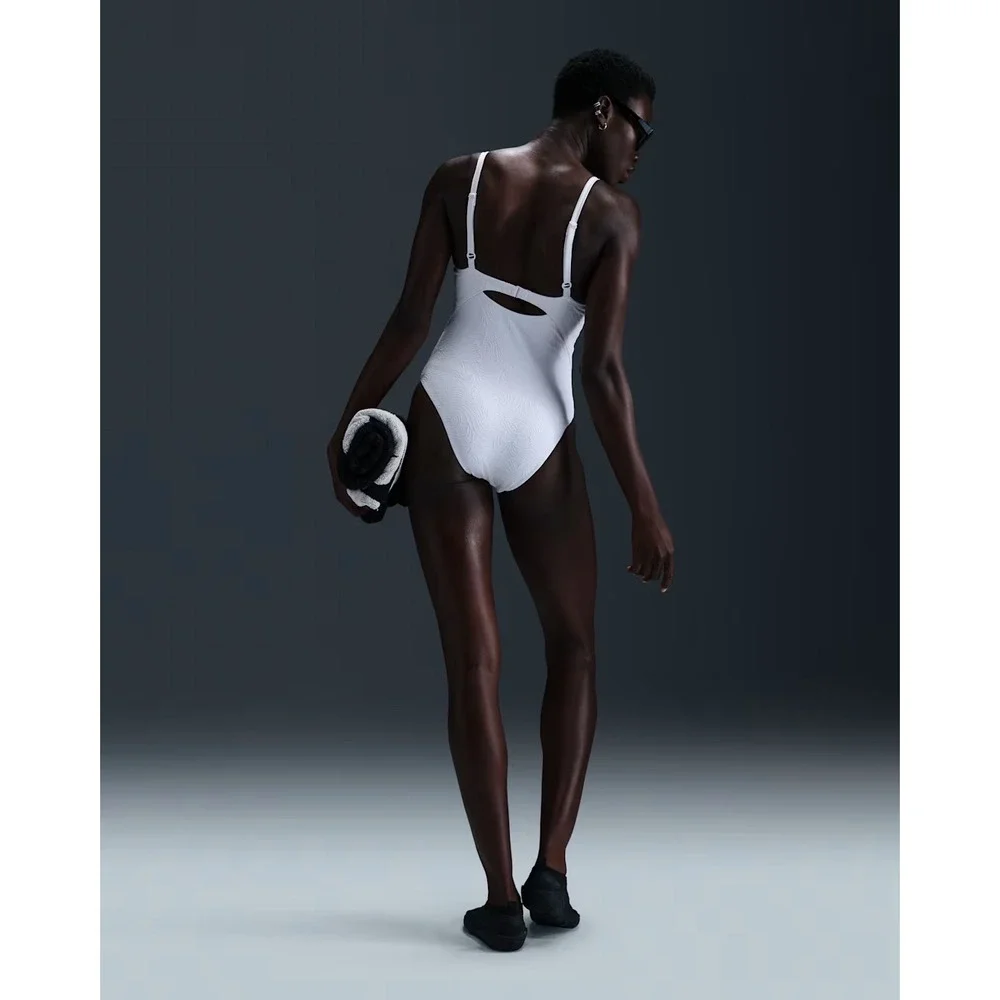 Nike Women'S V-Neck Jacquard One-Piece Swimsuit White Size‎ XL MSRP $90